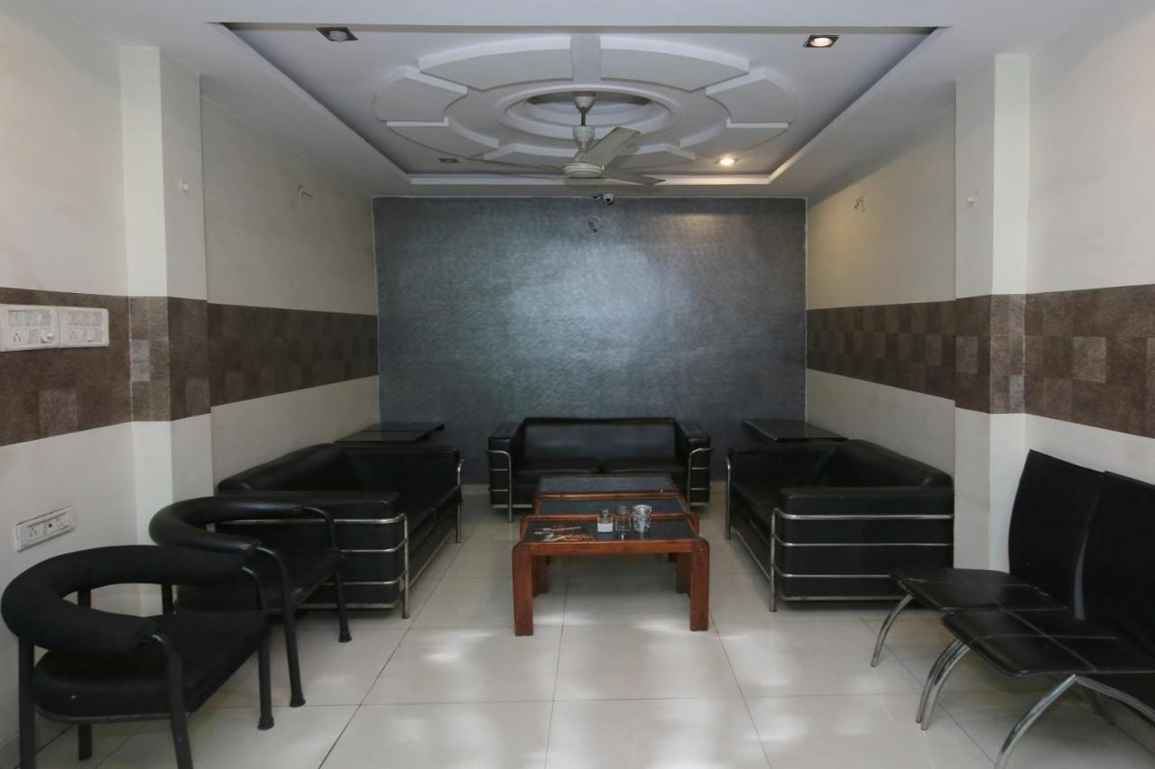 Oyo Hotel Shubhkamna Jabalpur Zewnętrze zdjęcie